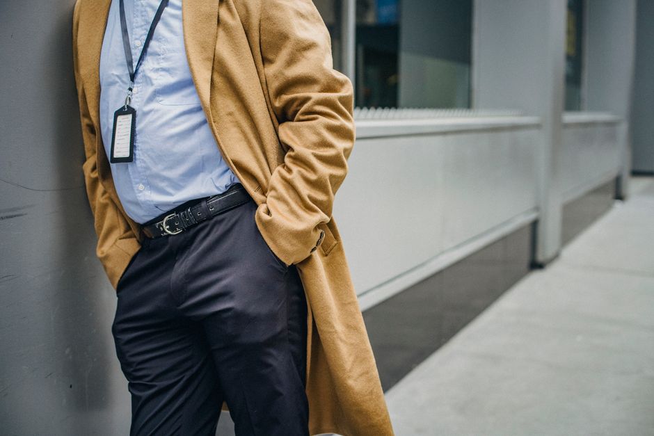 5 Ways to Wear a Men’s Trench Coat in Spring Showers